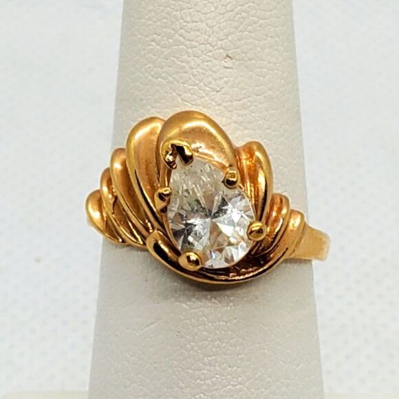 Gold Tone Stimulated Diamond Ring - Picture 1 of 6